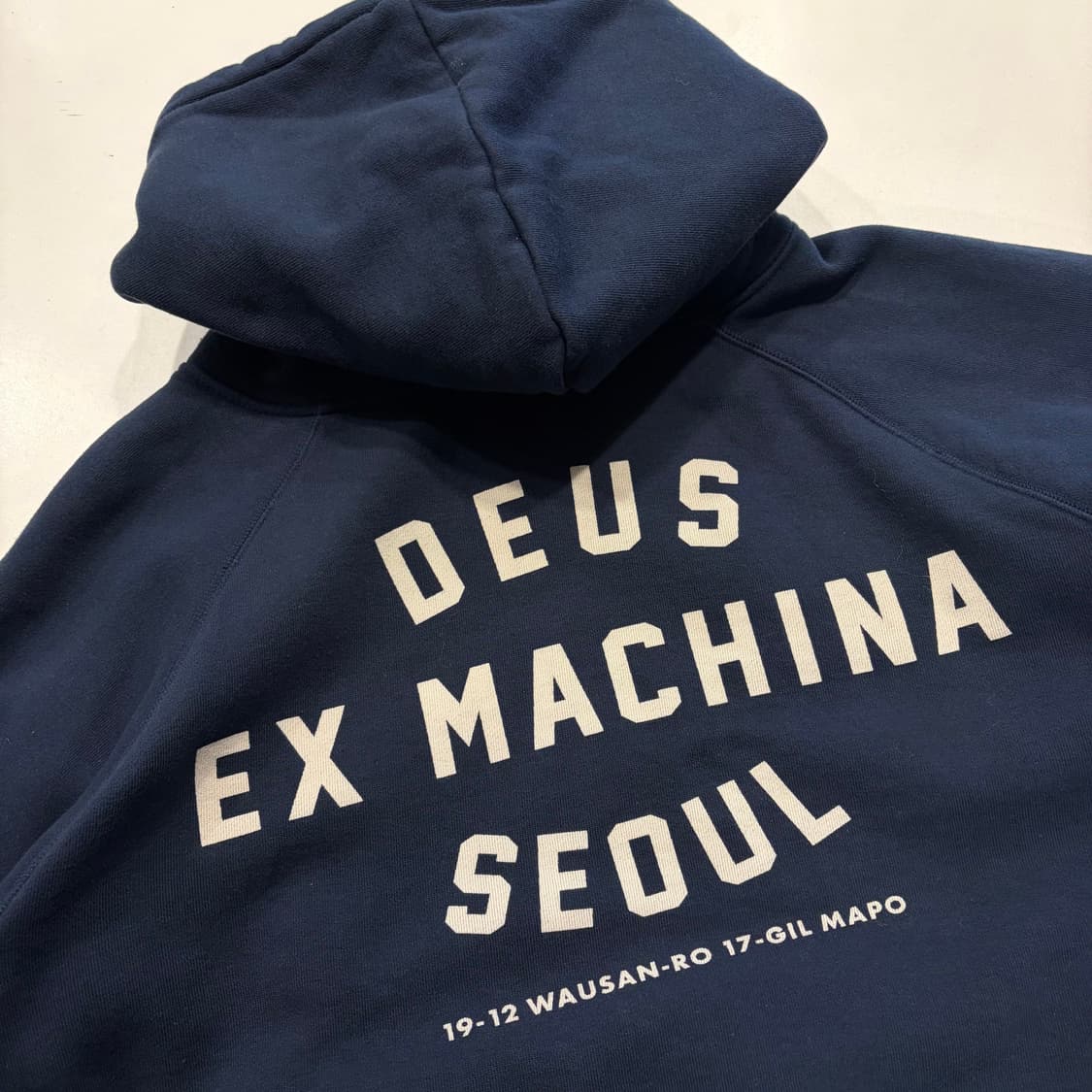 [L] 데우스 엑스 마키나 서울 네이비 스웻 후드티 C586 상품이미지3