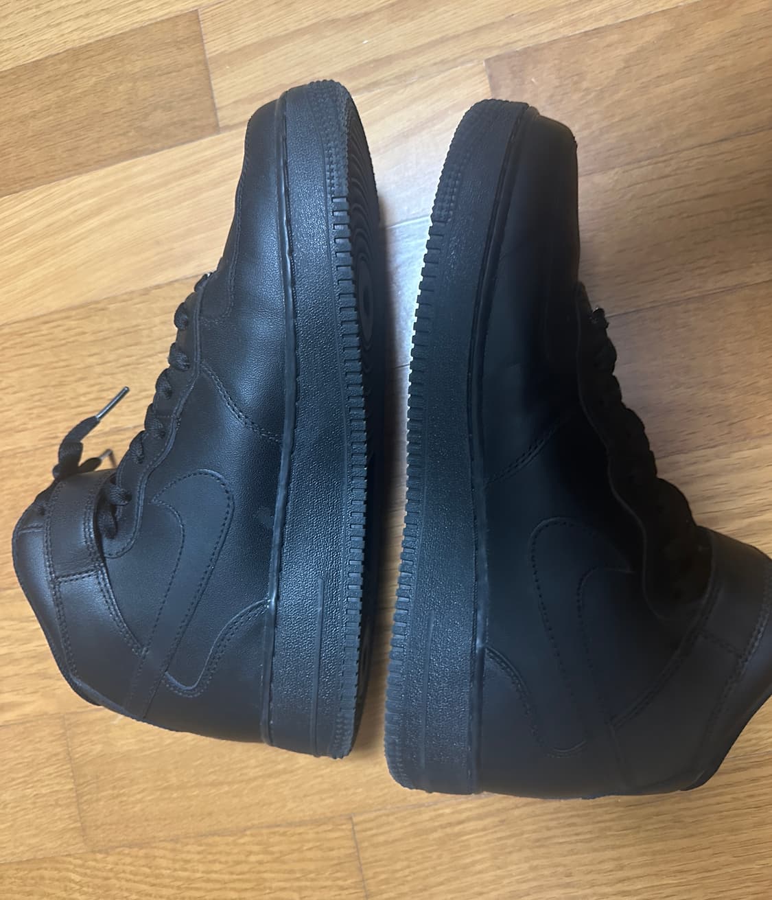 [285] 나이키 에어포스 1 미드 블랙 상품이미지7