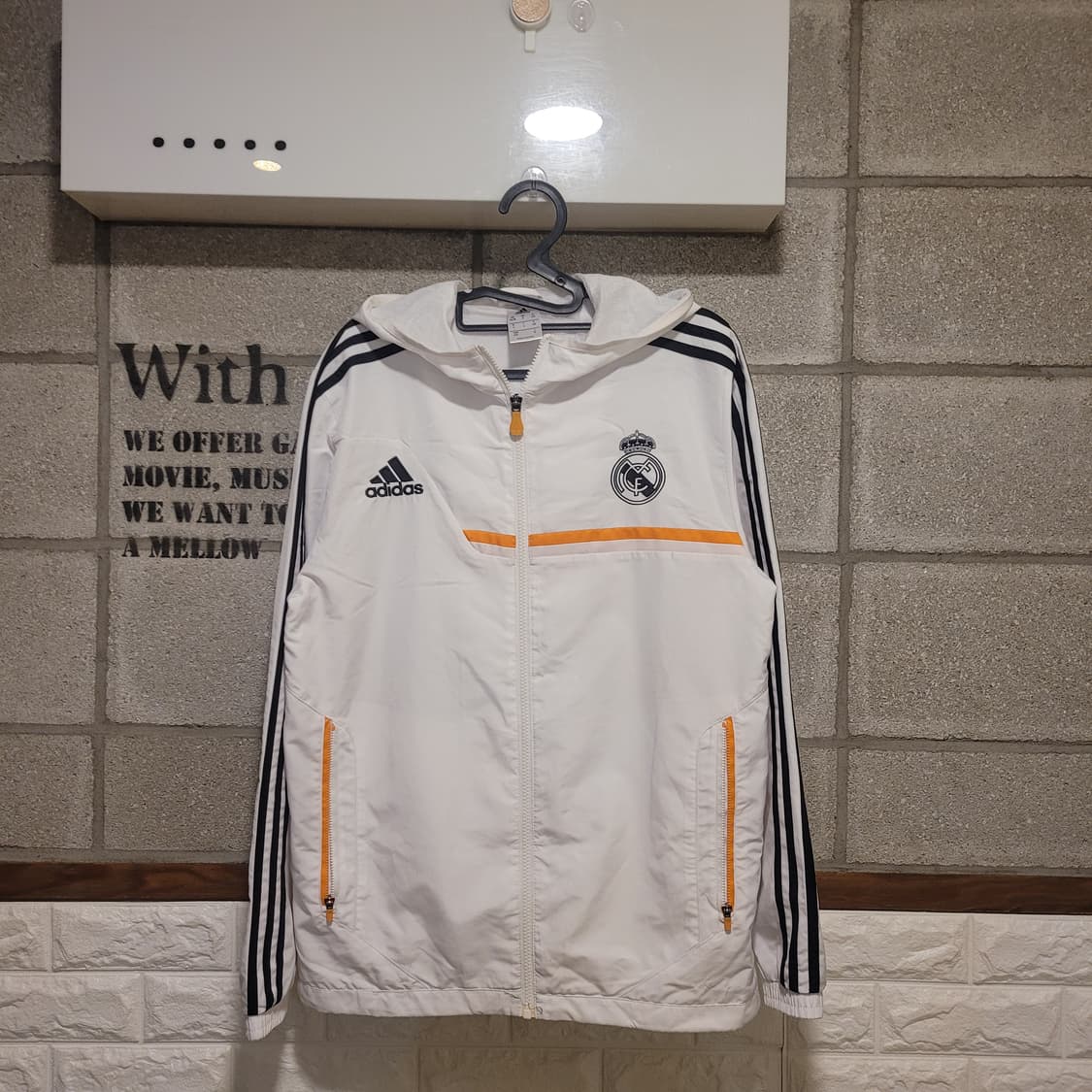 아디다스 레알마드리드 바람막이 S 상품이미지1