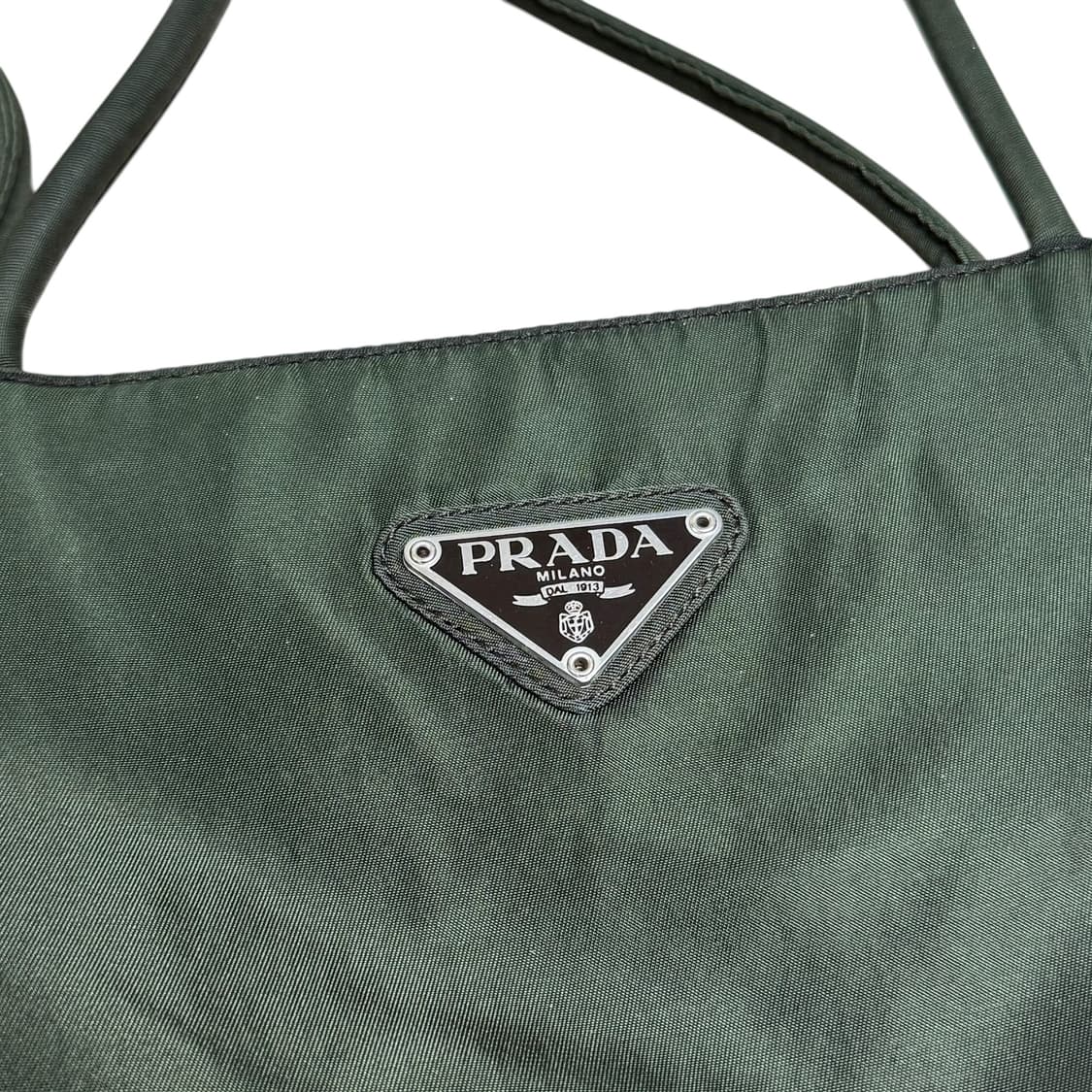 프라다 다크 그린 포코노 토트백 상품이미지4