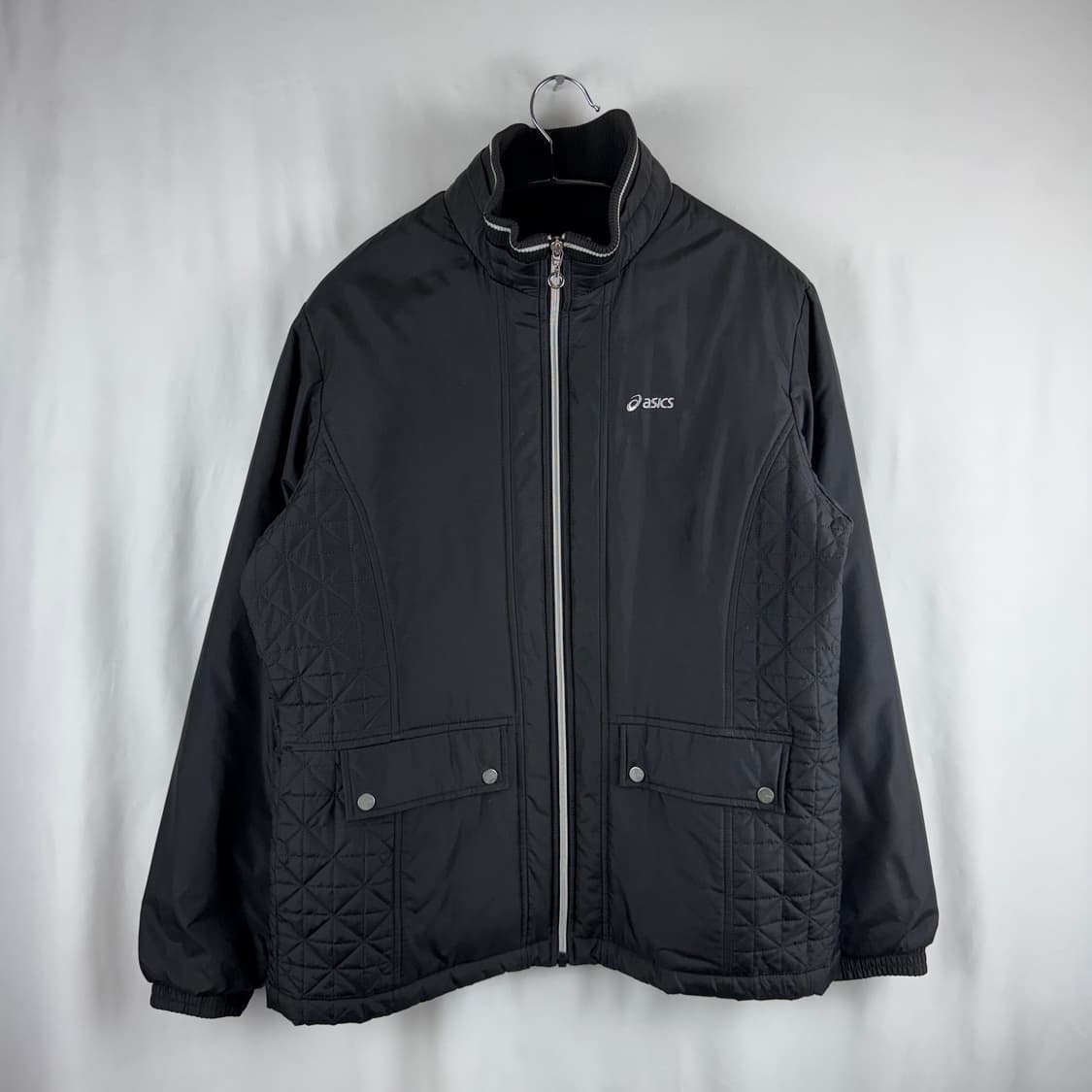 100) 아식스 올드스쿨 퀄팅 자켓 블랙 상품이미지2