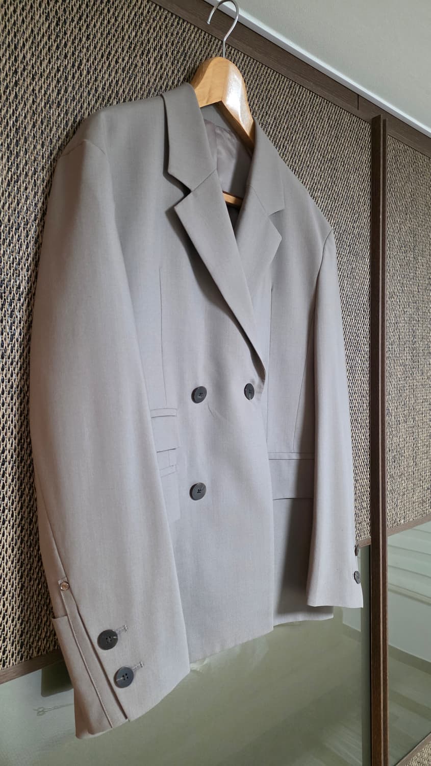 [신동품]일꼬르소 노치드 턴업 울혼방 블레이저 상품이미지4