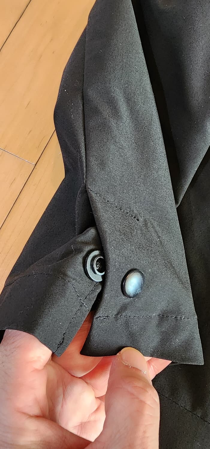 자라 블랙 방수 자켓 L(100~105) 상품이미지9