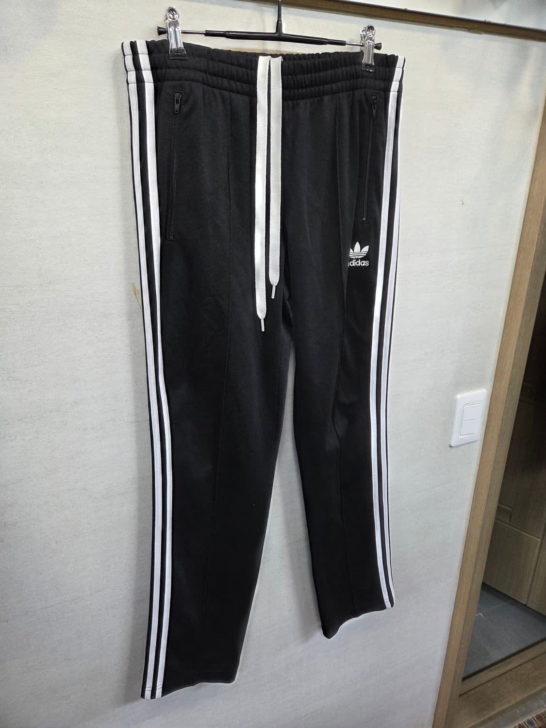 아디다스 유로파 트랙팬츠 검흰 xxl 상품이미지5