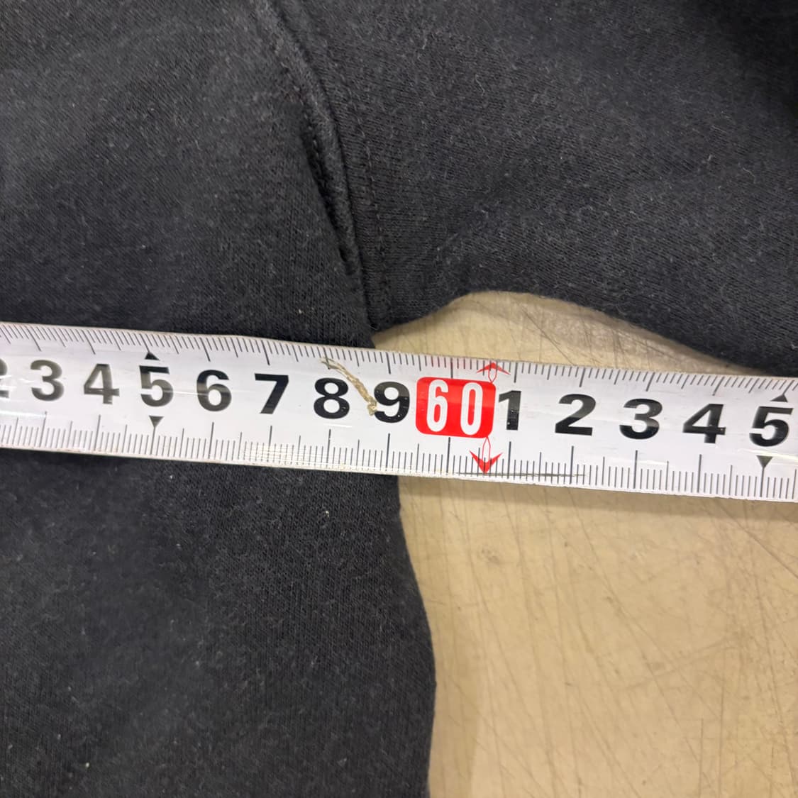 나이키 스우시 블랙 맨투맨 상품이미지5