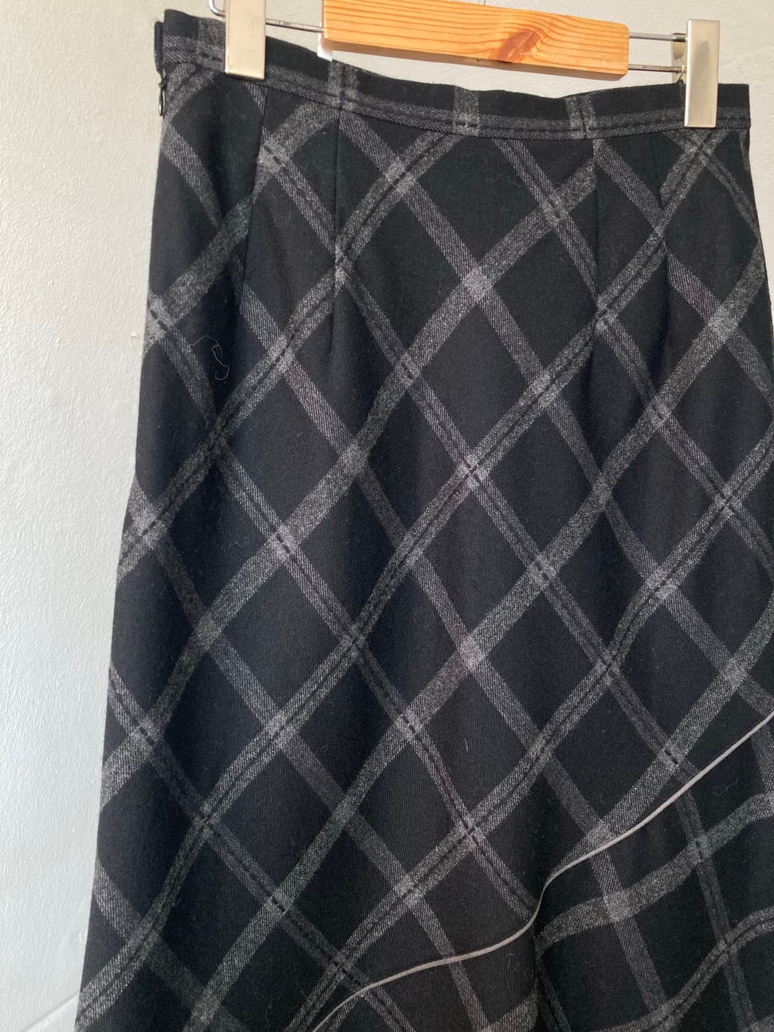 울 체크 플레어 언발란스 롱스커트 상품이미지2