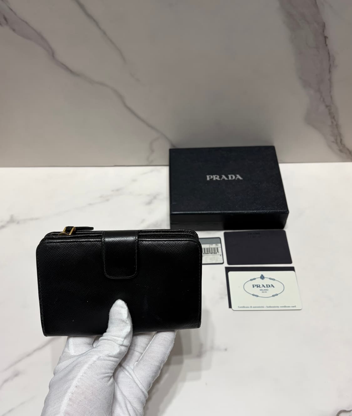 [정품] 프라다 사피아노 중지갑 블랙 백화점 풀구성 상품이미지2
