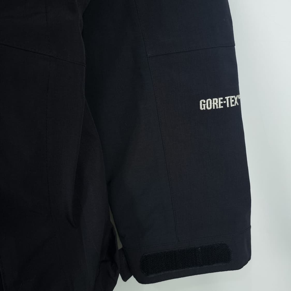 [노스페이스] 로고 자수 오버핏 고어텍스 바람막이 자켓 M18851 상품이미지6