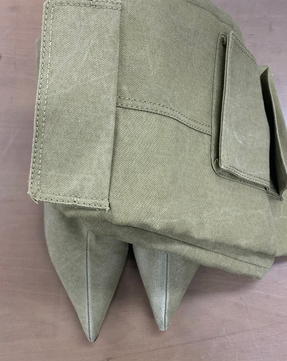 자라 포켓 데님 부츠 카키색 상품이미지4