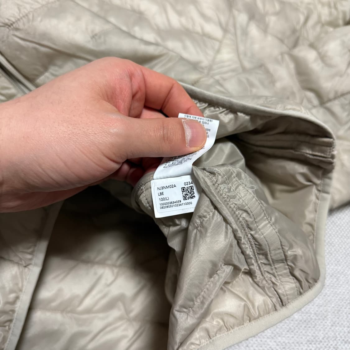 노스페이스 엑티브 웜스 경량 패딩 자켓 상품이미지5