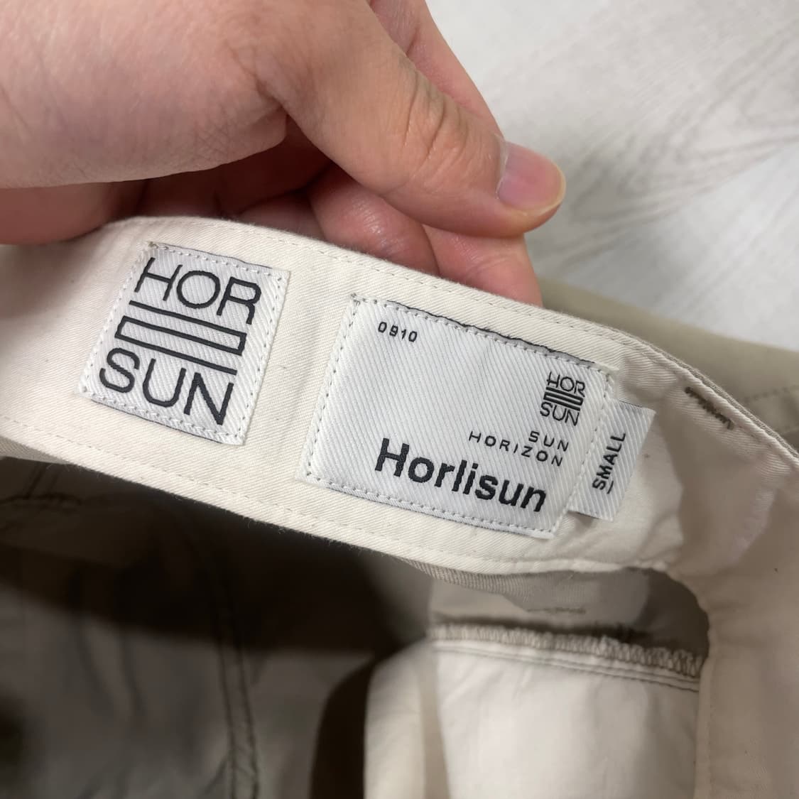 s) 홀리선 원턱 베이지 치노팬츠 상품이미지2