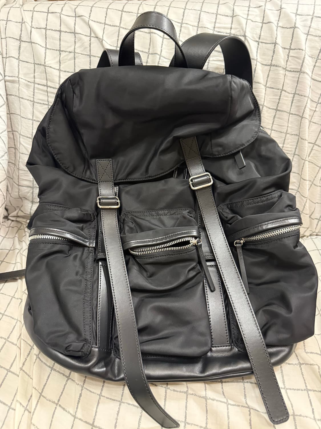 유스 멀티 포켓 럭색 상품이미지1