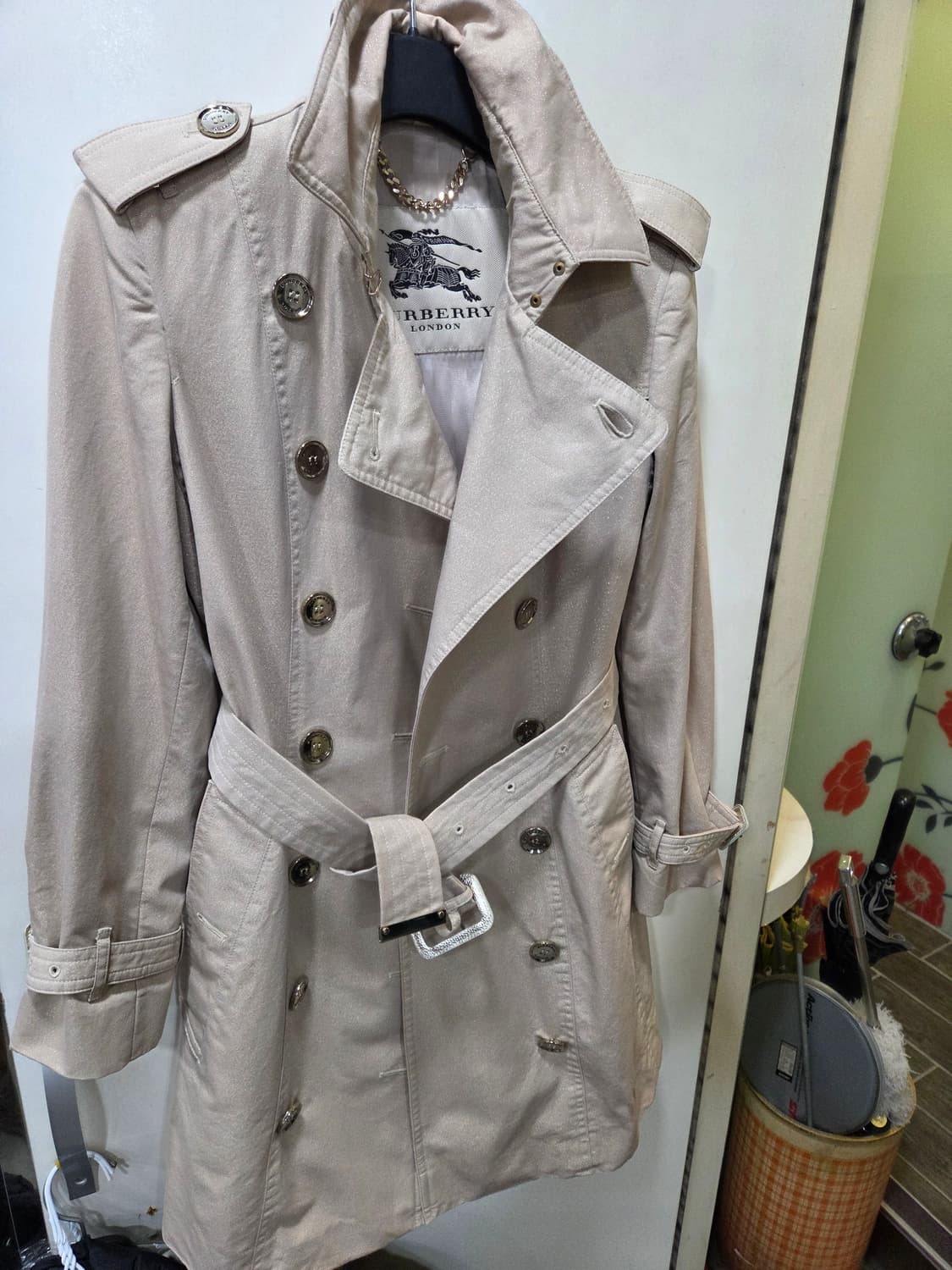 버버리 런던 트랜치 하프 코트 상품이미지1