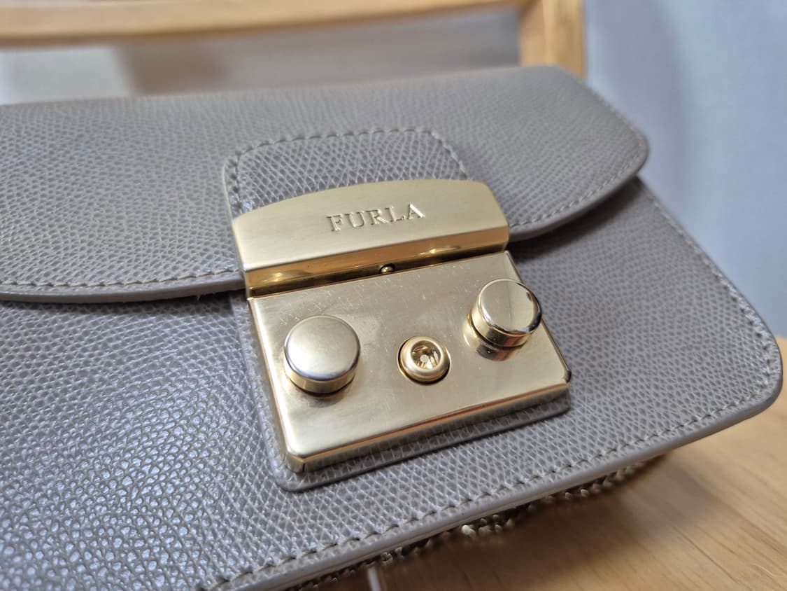 훌라 메트로폴리스 미니 체인백 상품이미지2