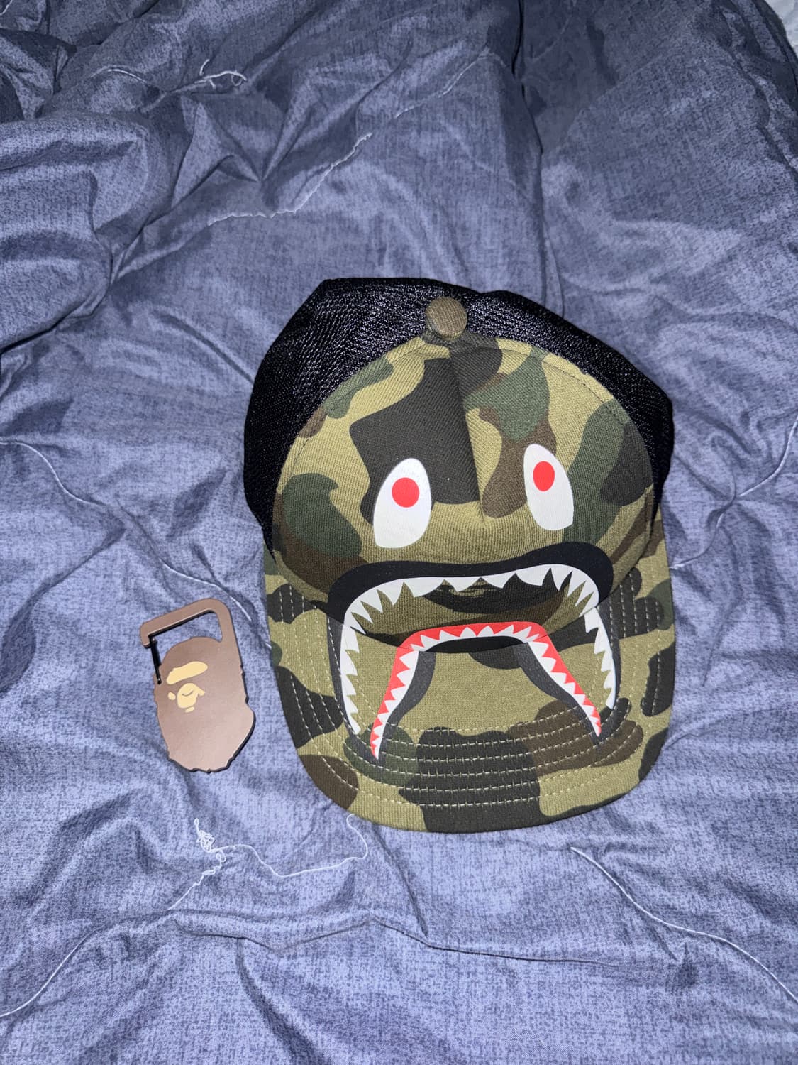 베이프 퍼스트 카모 샤크 모자 상품이미지1