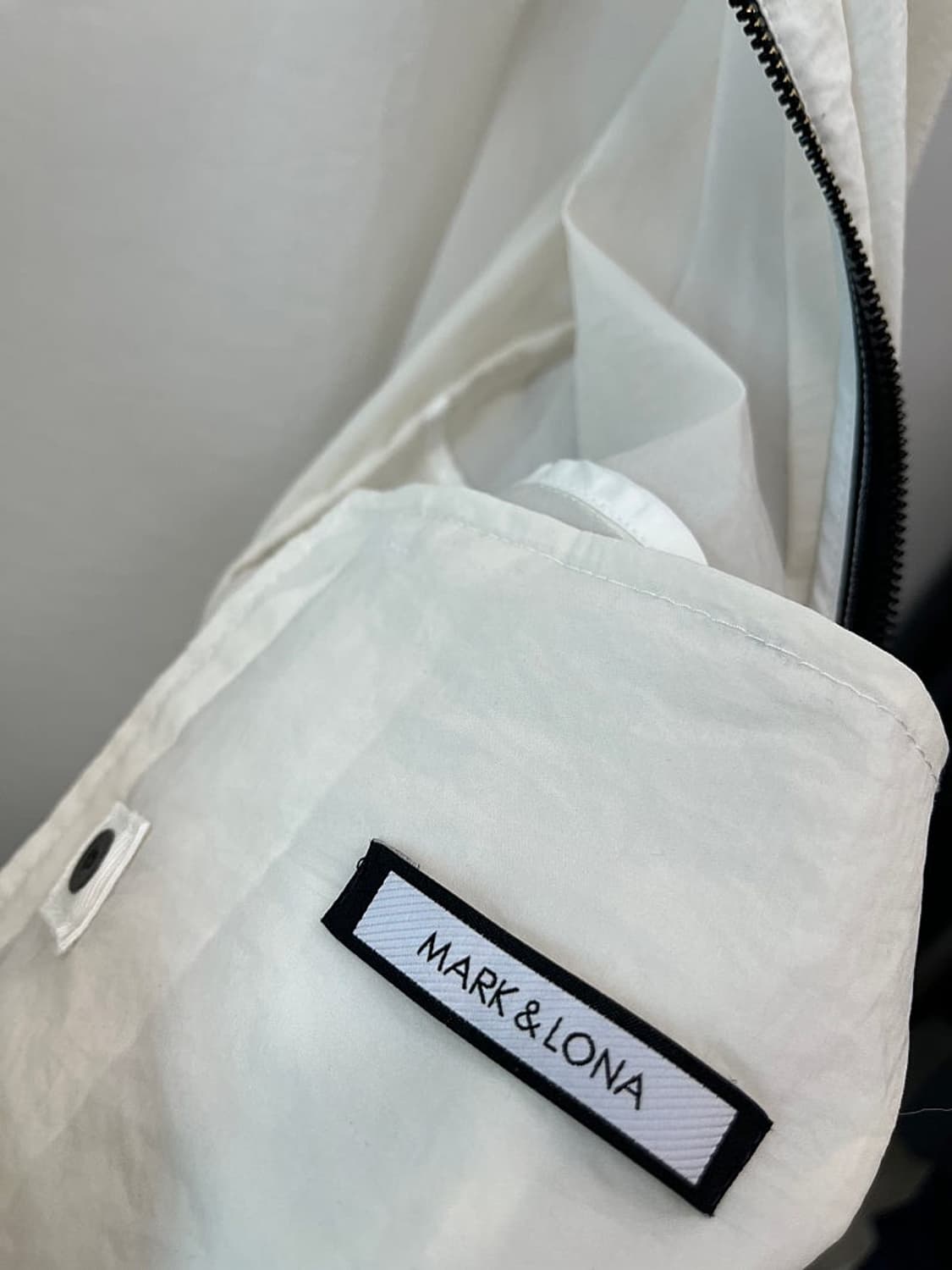 여) 마크앤로나 경량 스팡 집업  상품이미지9