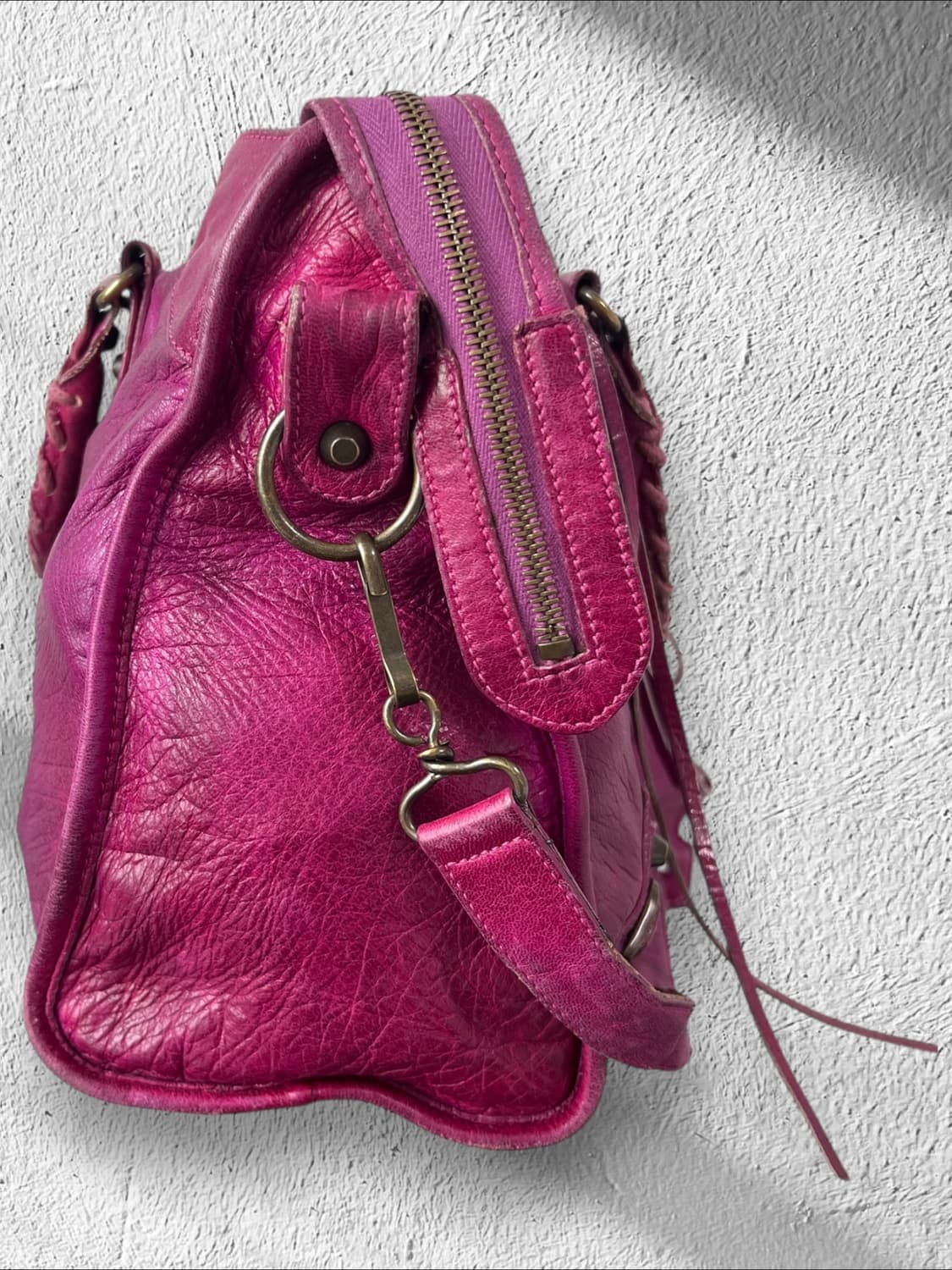 발렌시아가 클래식 모터백 상품이미지4