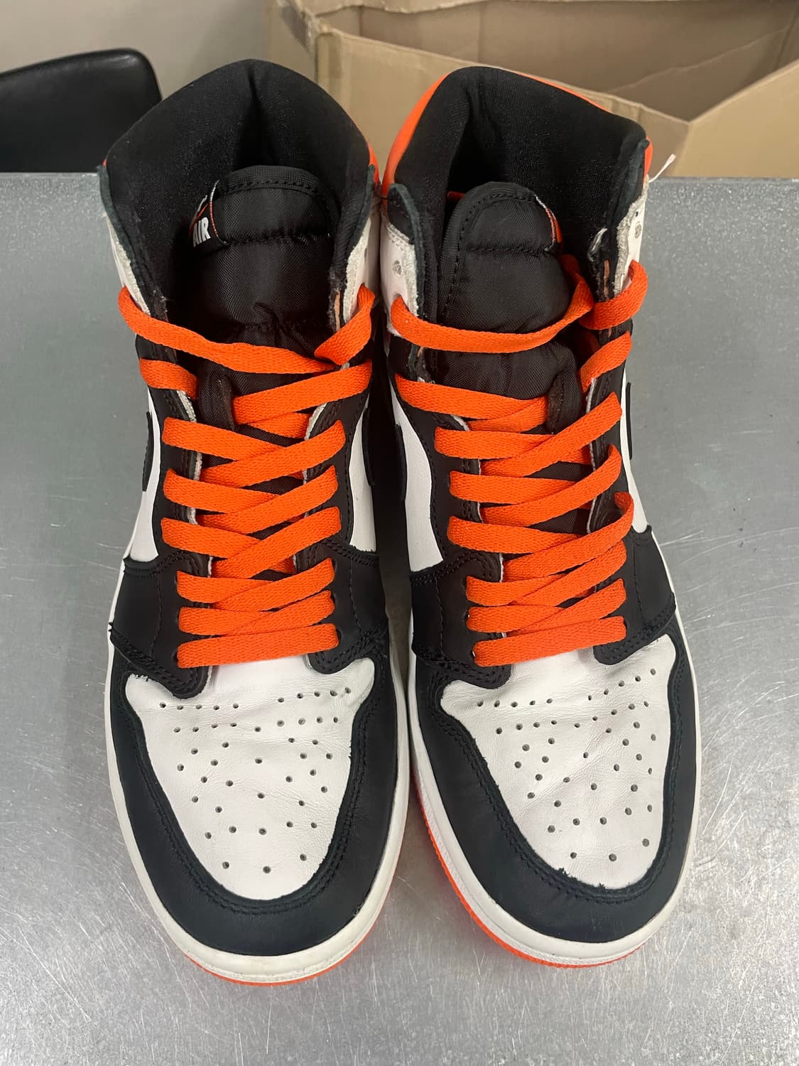 나이키 에어 조던 1 레트로 하이 OG 일렉트로 오렌지 270 상품이미지5
