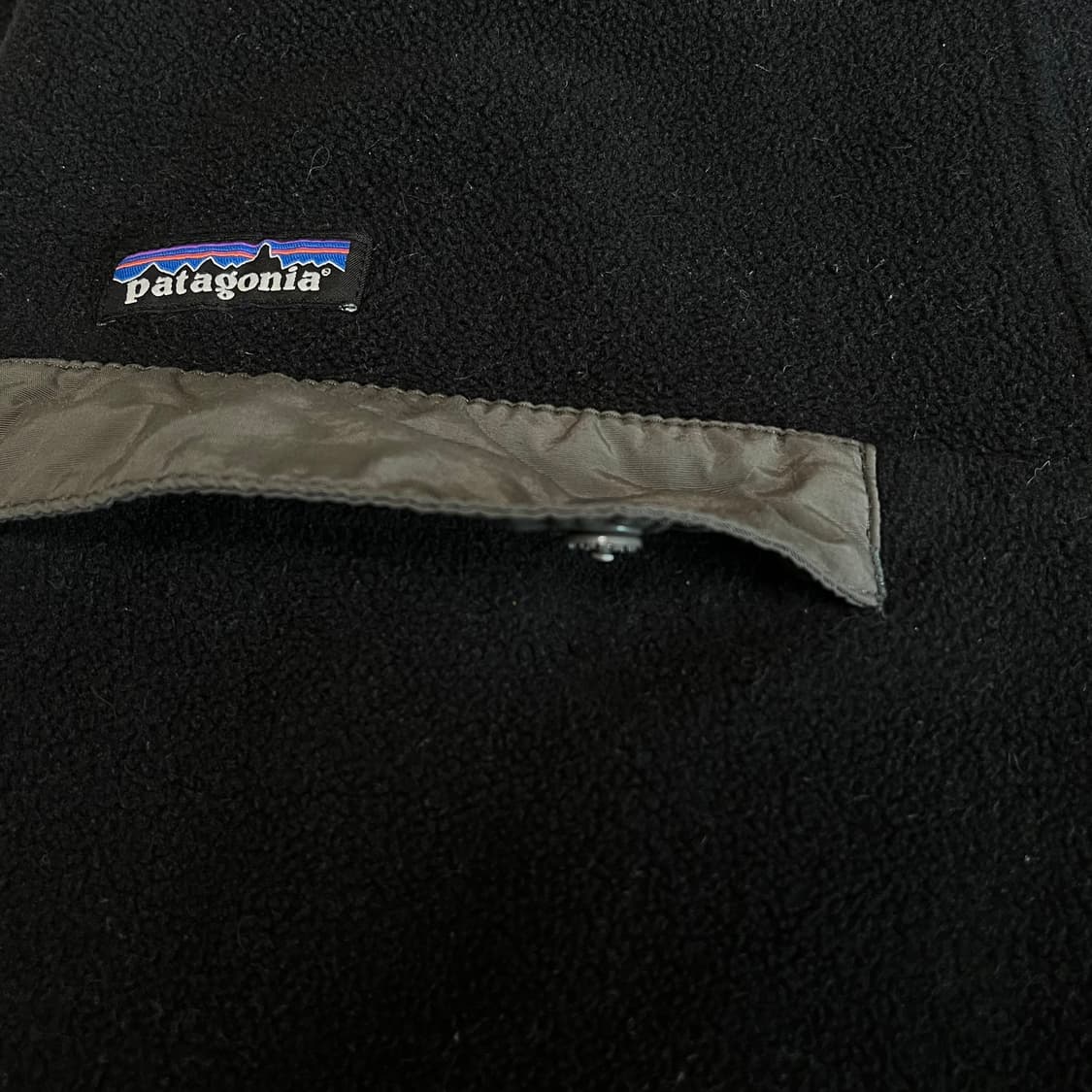 파타고니아 신칠라 블랙 포지그레이 상품이미지6