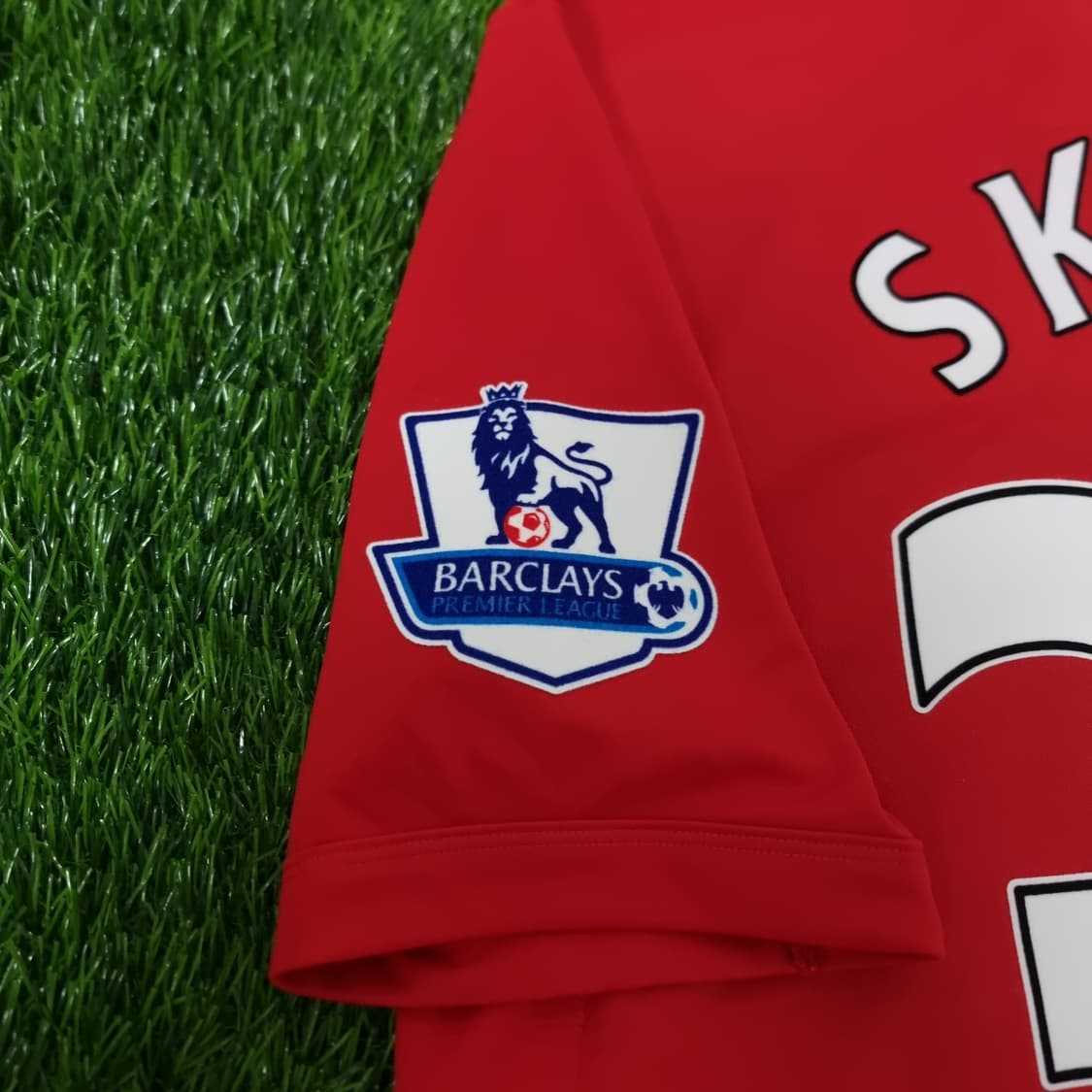 12-13시즌 리버풀 홈 유니폼 #37 스크르텔 상품이미지5