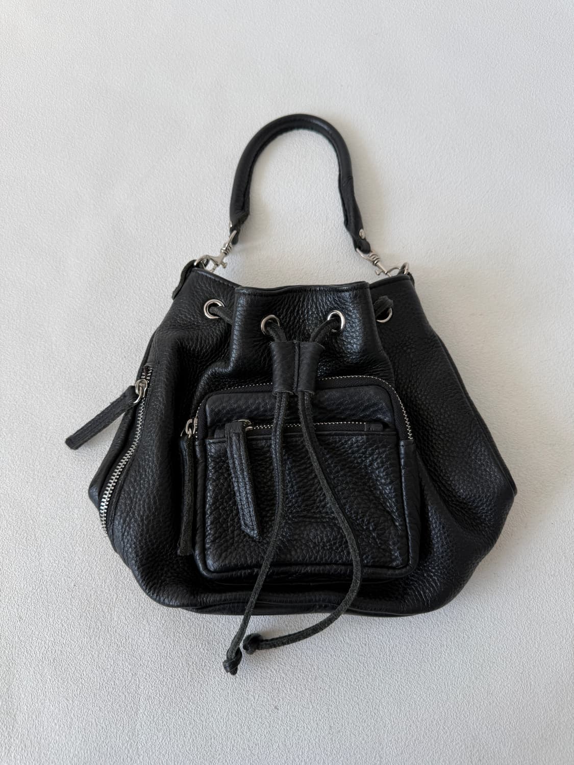 Pre owned 레더 버킷백 상품이미지2