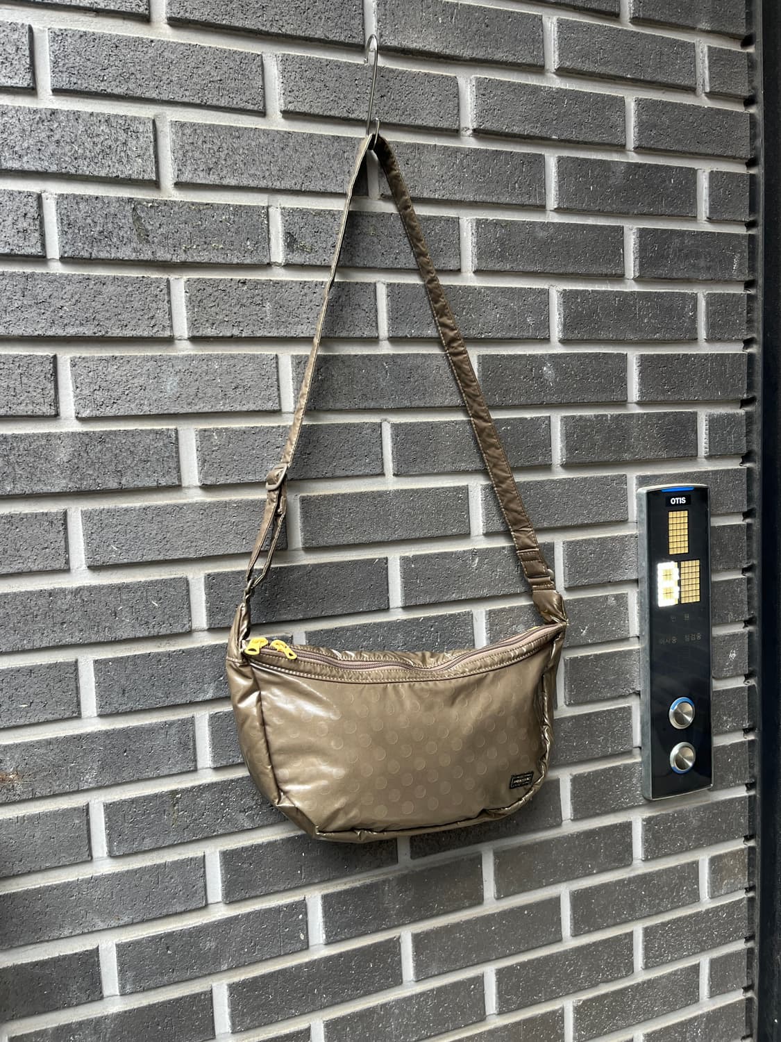 Porter 포터 도트 호보백 올리브 그린 상품이미지1