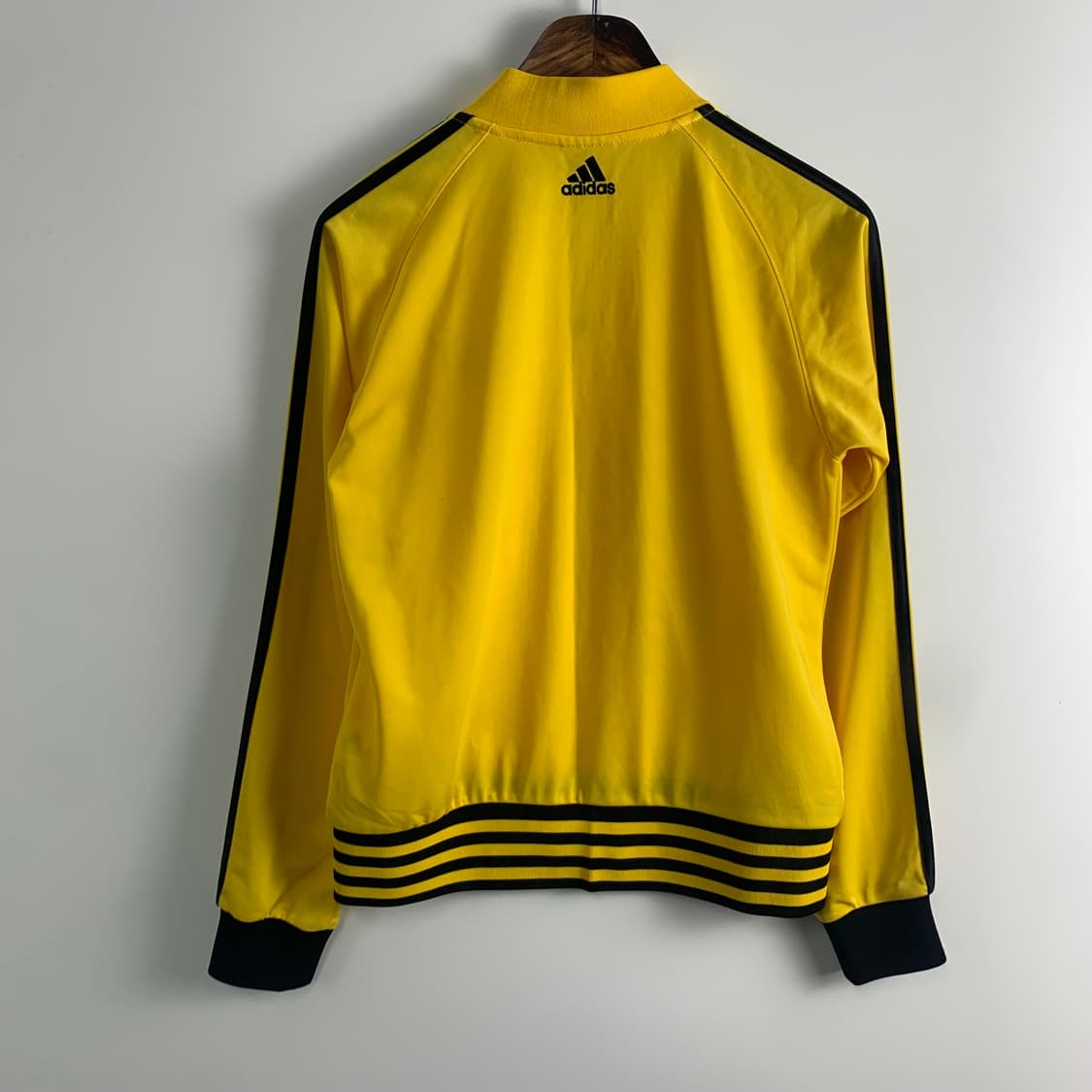아디다스 자수로고 사이드라인 옐로우 져지 상품이미지3