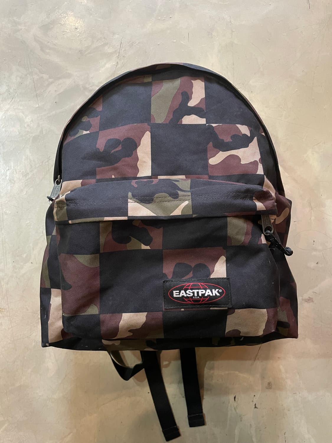 Eastpak 이스트팩 카모 백팩 상품이미지3