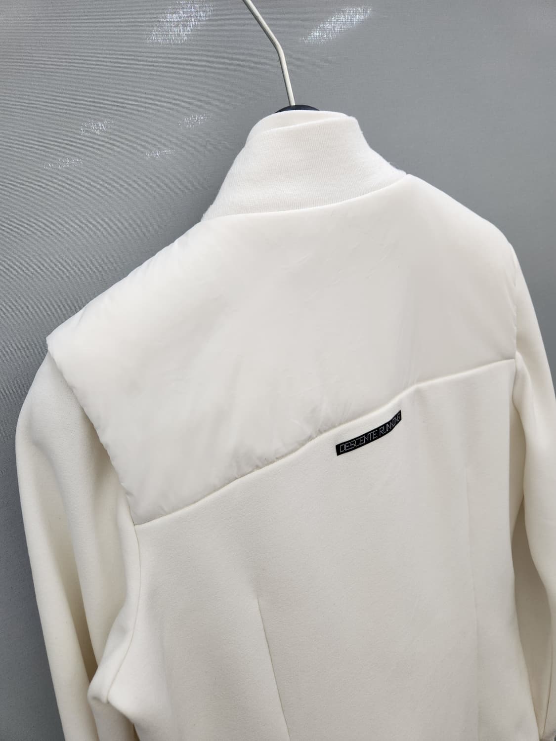 데상트 여성 하이브리드 자켓 패딩조끼 경량패딩 상품이미지6