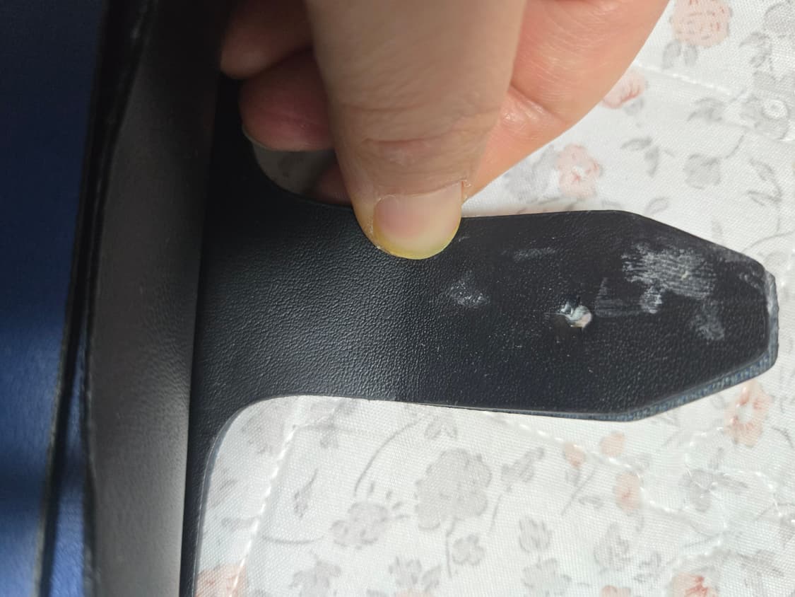 젠틀몬스터 케이스 상품이미지8