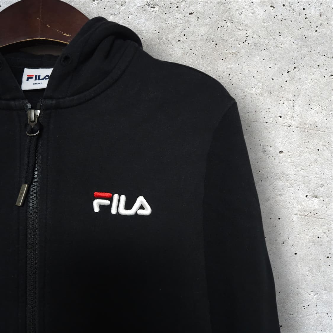 휠라 로고 블랙 후드집업 (90/S) 상품이미지4