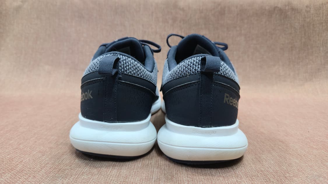 리복 265mm- 드리프티움 네이비  런닝화  상품이미지5