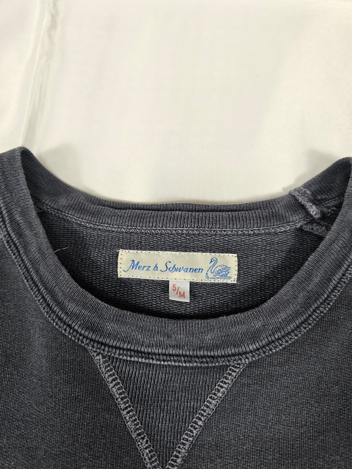 메르츠비슈바넨스웻셔츠 상품이미지2