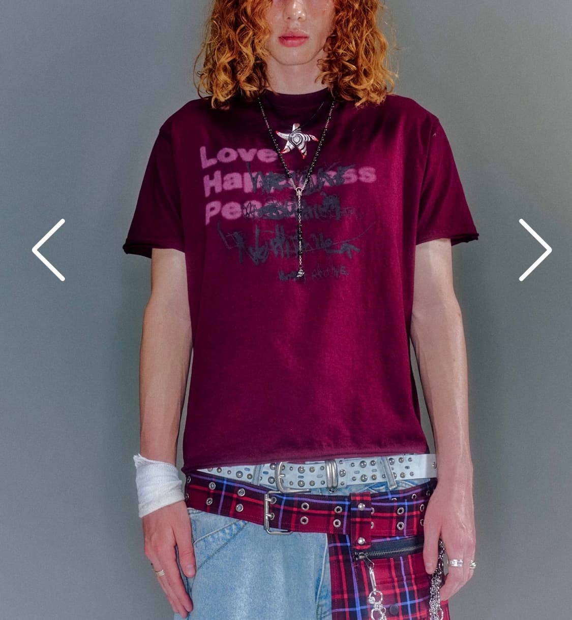 [VACANT ARCHIVE] Della artwork T-shirt 상품이미지3