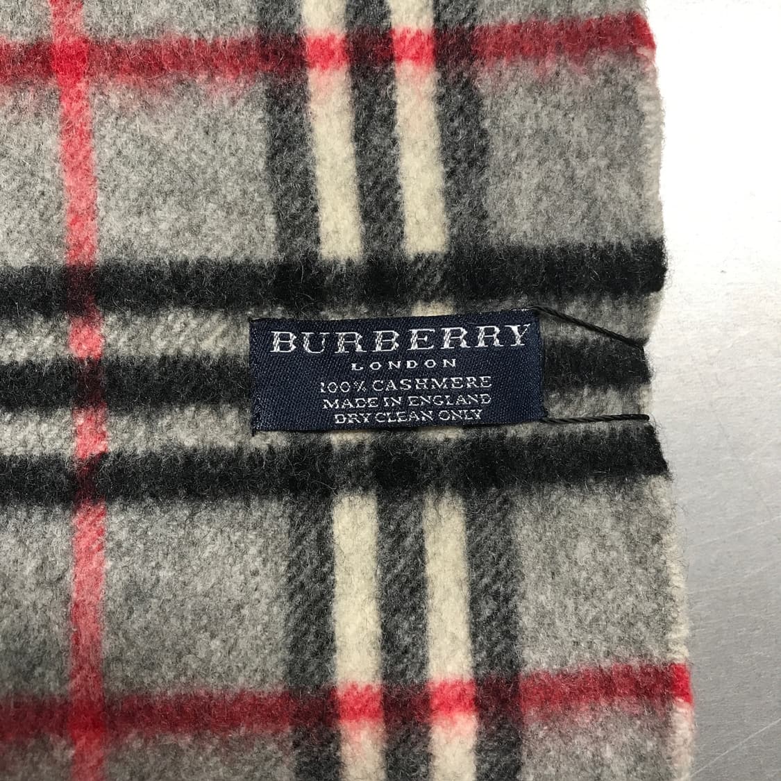 버버리 정품 캐시미어 머플러 그레이 상품이미지4