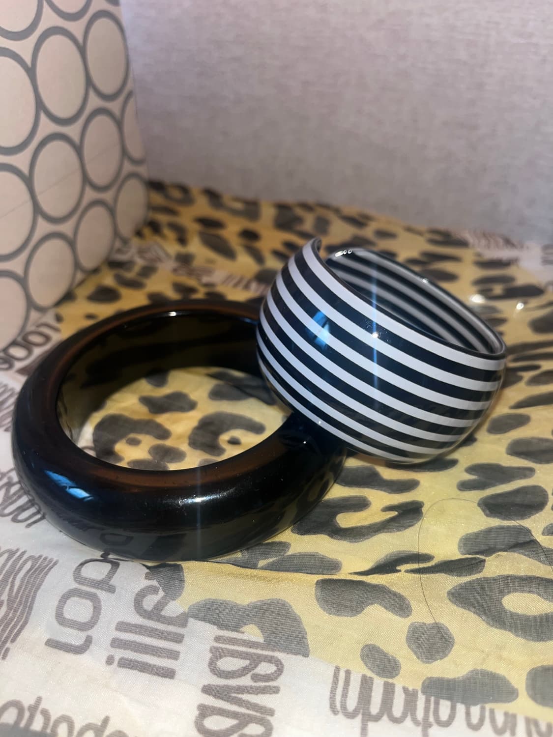 스트라이프 블랙 y2k 갸루 뱅글 팔찌 상품이미지1