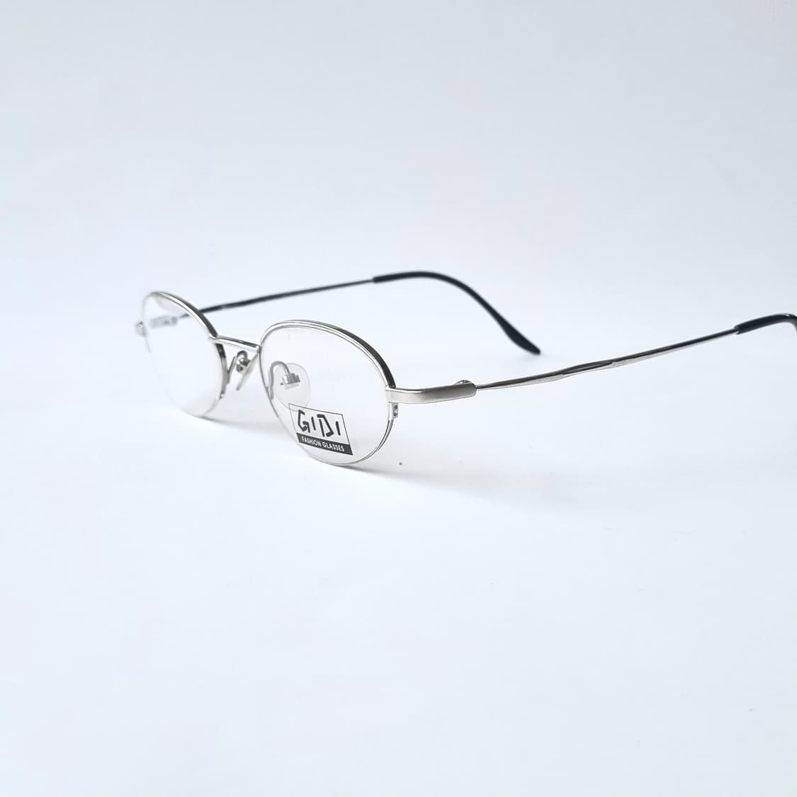 진열상품  GIDI  반무테 실버 안경테  9 상품이미지4