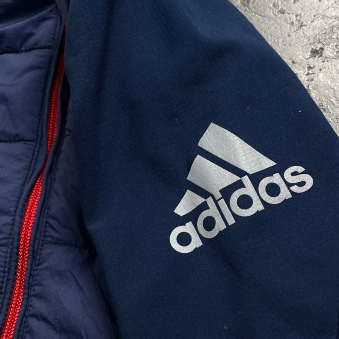 105 아디다스 하이브리드 패딩  상품이미지4