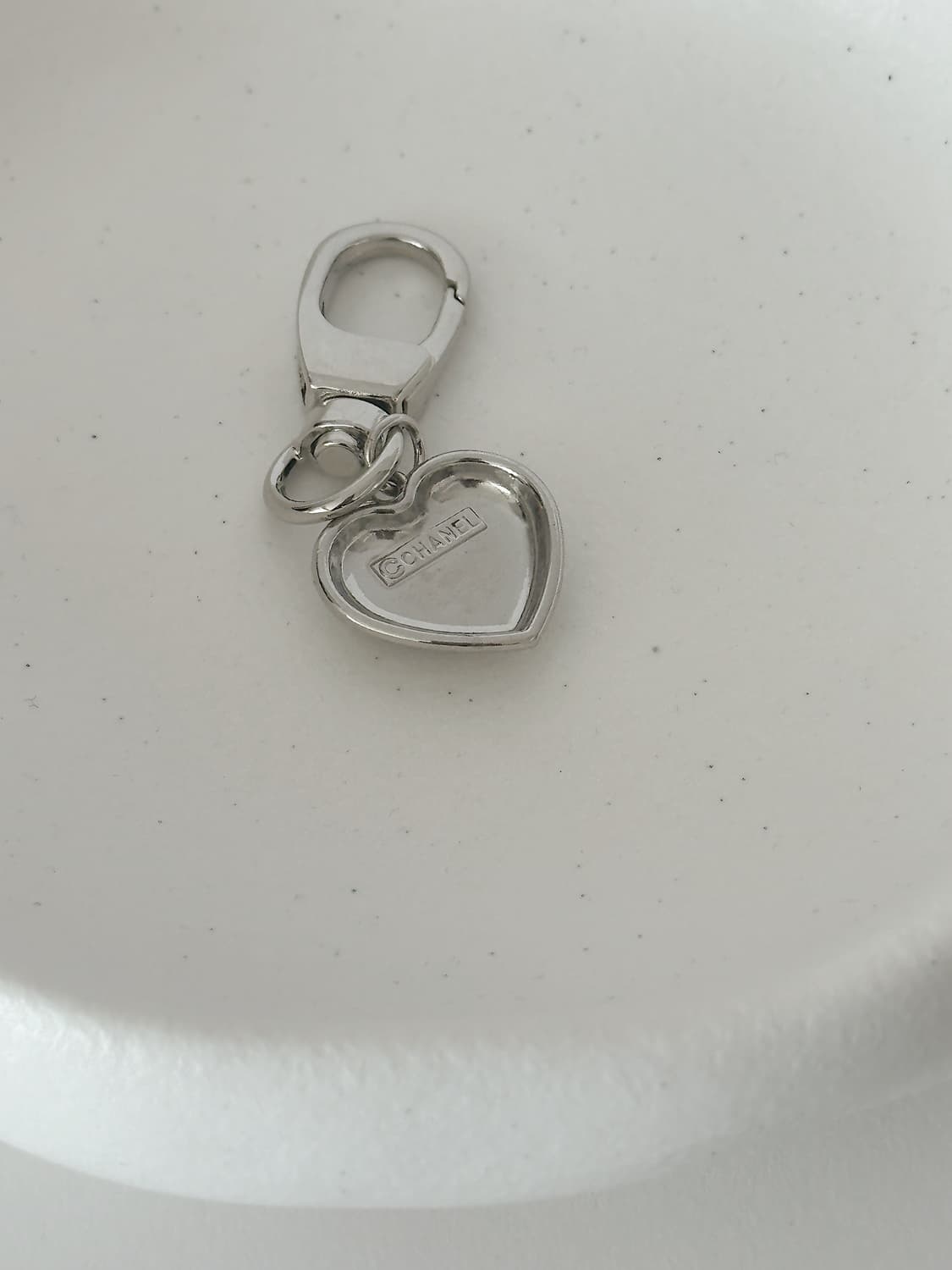 샤넬 큐빅 하트 업사이클링 키링 상품이미지3