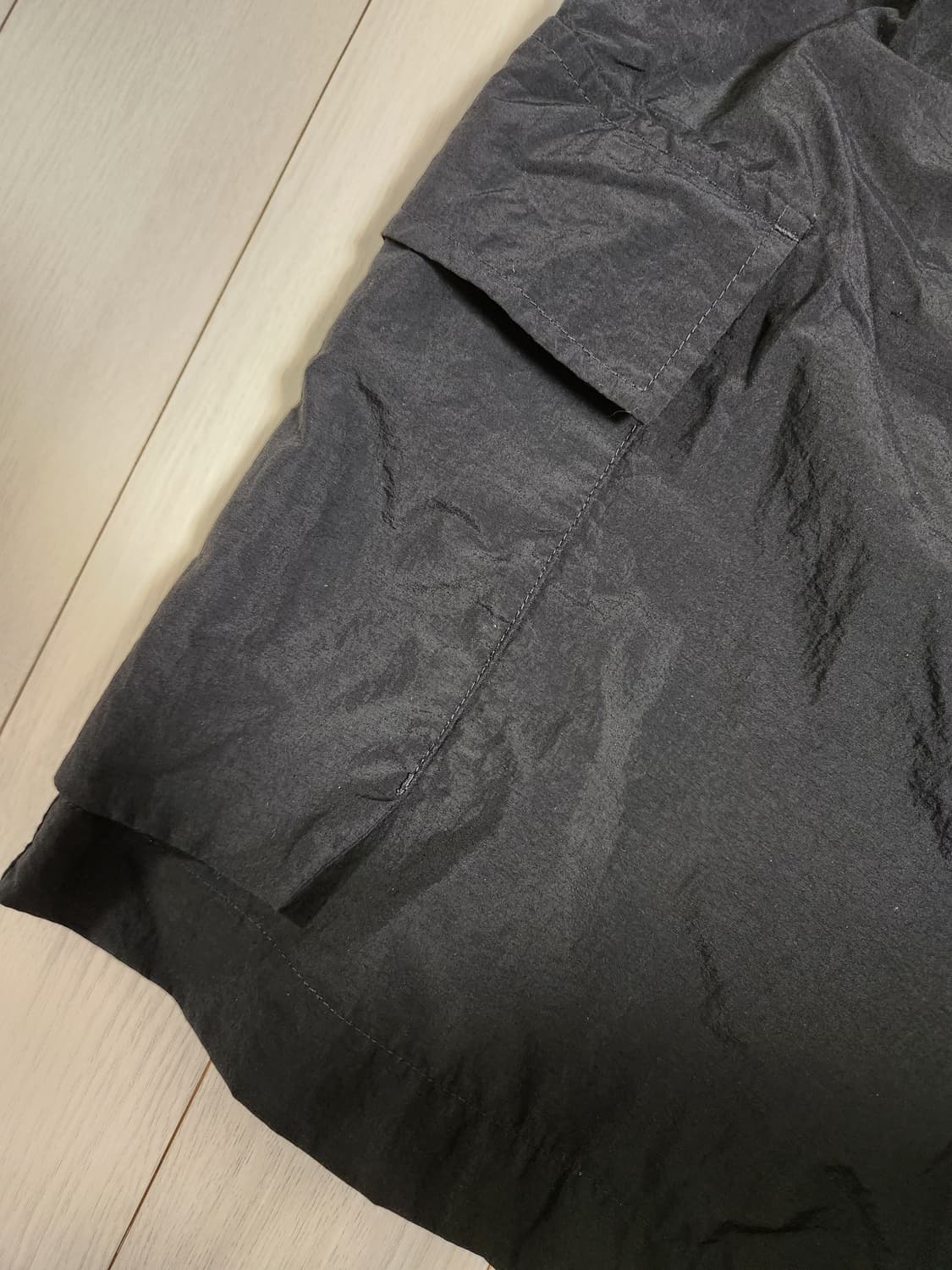 새상품급)커스텀멜로우 우븐 카고 밴딩 반바지 사이즈78

여러 중고사이트 상품이미지7