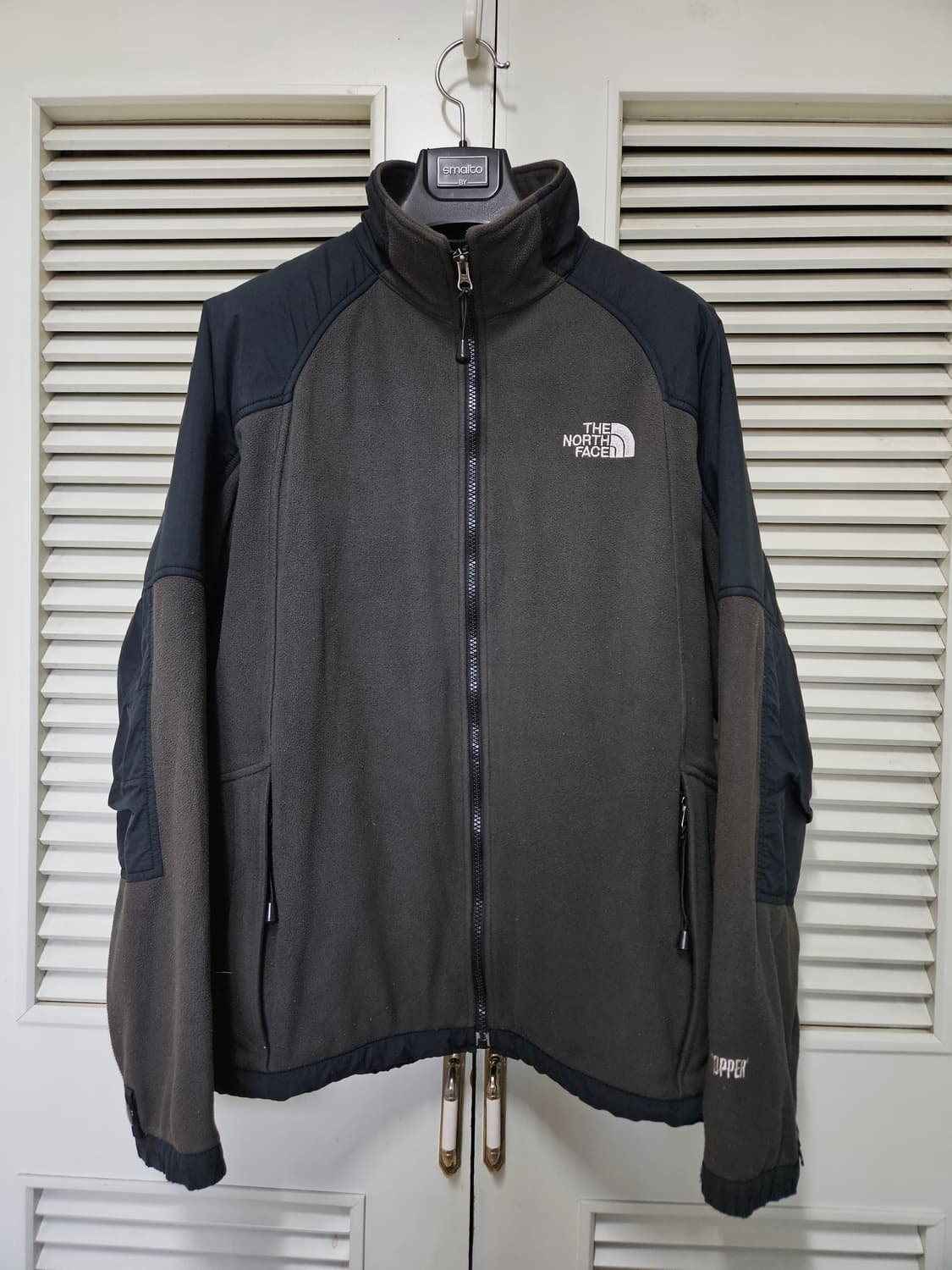 정품 노스페이스 윈드스토퍼 백로고 플리스 자켓 XL 105 상품이미지1
