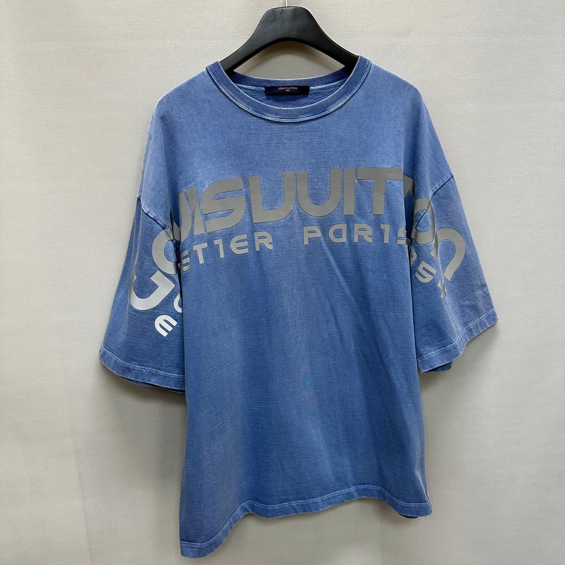 루이비통 리플렉티브 로고 반팔티 ( 110 ) 상품이미지3