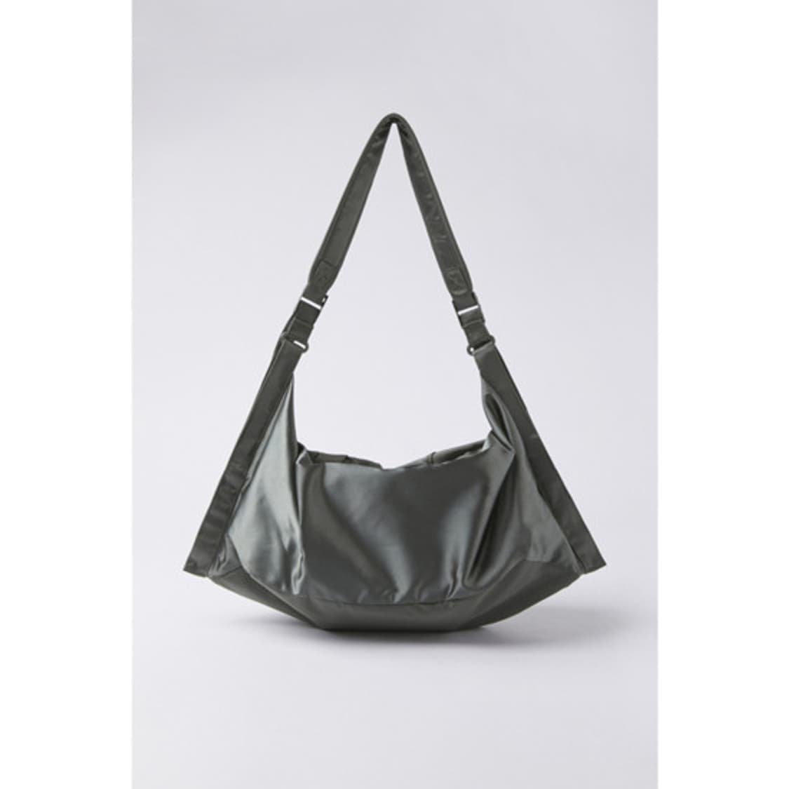 언다이룸 가방 CENTO B204 (NOIR KHAKI) 상품이미지2