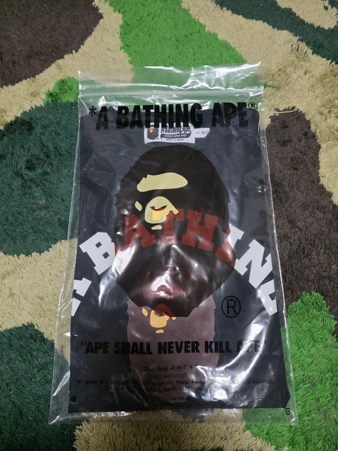 [160] 베이프 기본 컬리지 반팔티 블랙 상품이미지2