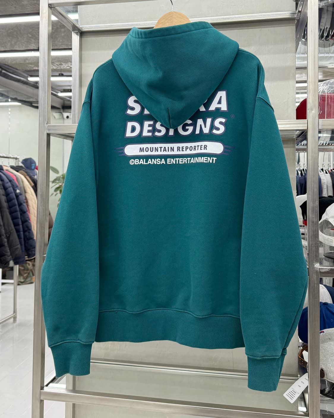 시에라 디자인 x 발란사 스튜디오 스웻 후드티 상품이미지2