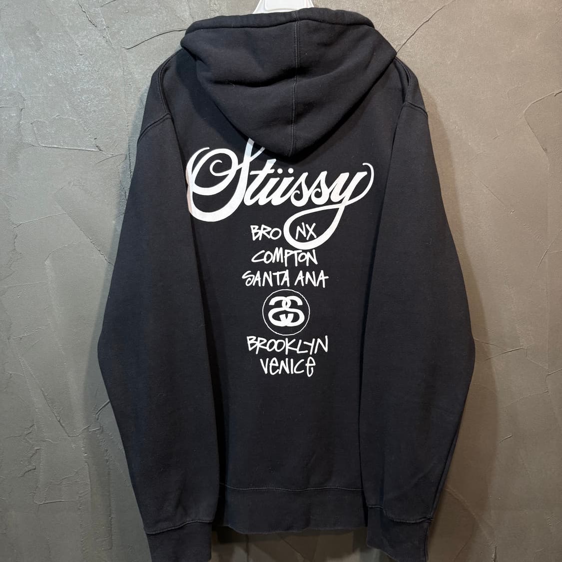 [L] STUSSY 스투시 월드투어 후드티 상품이미지4
