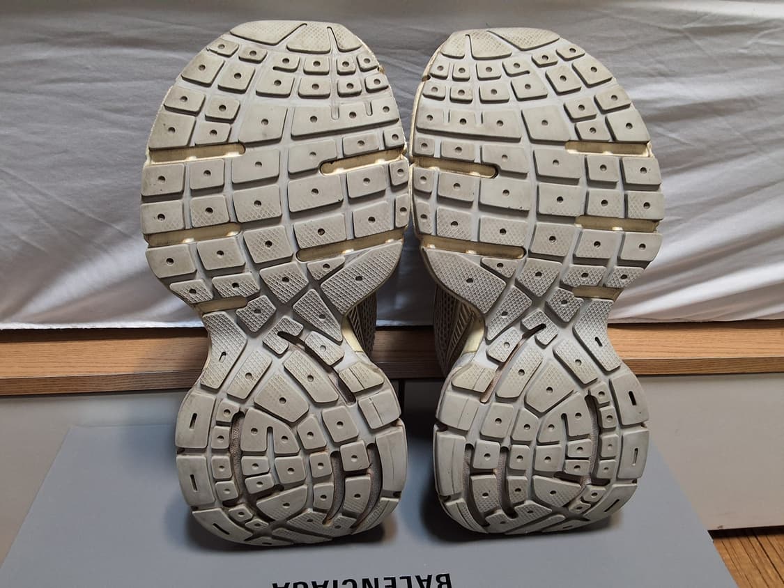 발렌시아가 3xl 에그쉘 38 상품이미지3