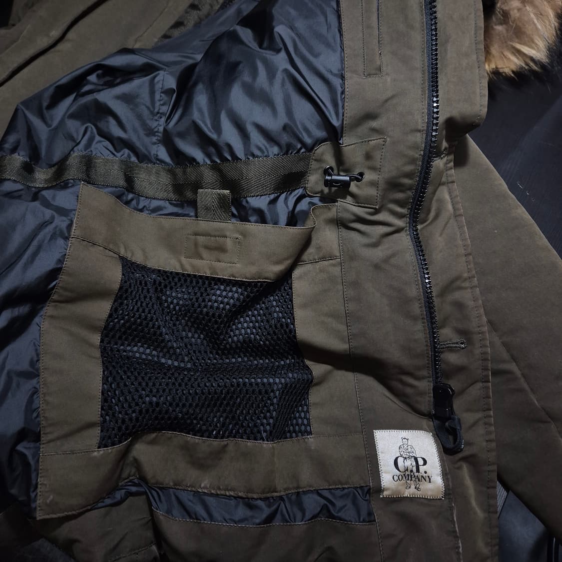 C.P 컴퍼니 라쿤퍼 덕다운 100사이즈 롱패딩 상품이미지6