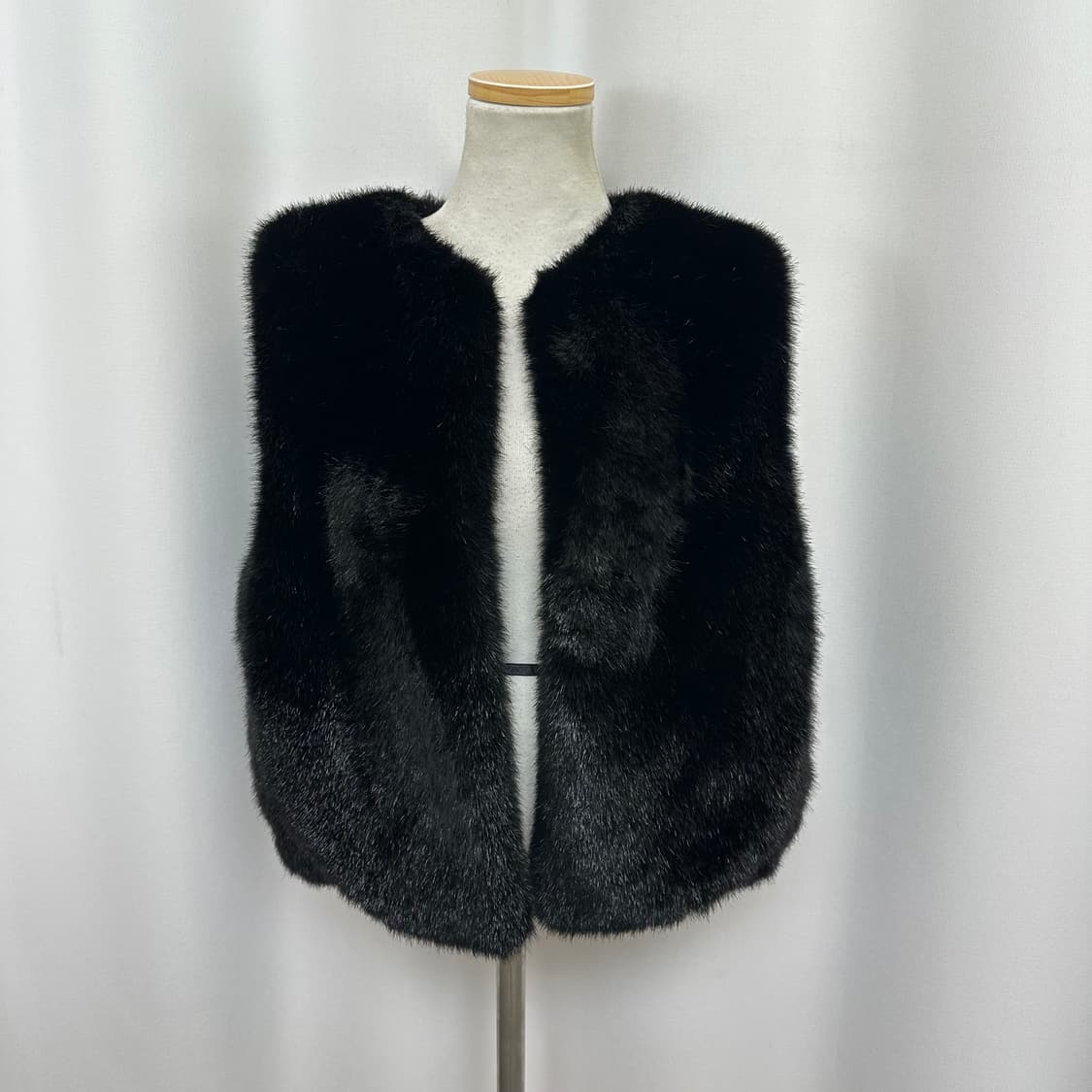   러브패리스 여자 퍼조끼 검정 FREE 상품이미지1