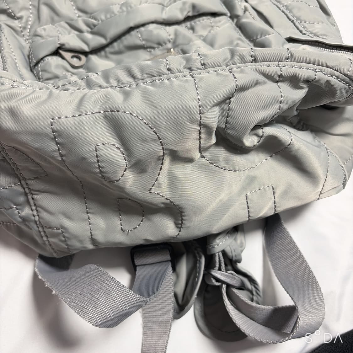 마크제이콥스 나일론 백팩 연카키 상품이미지5